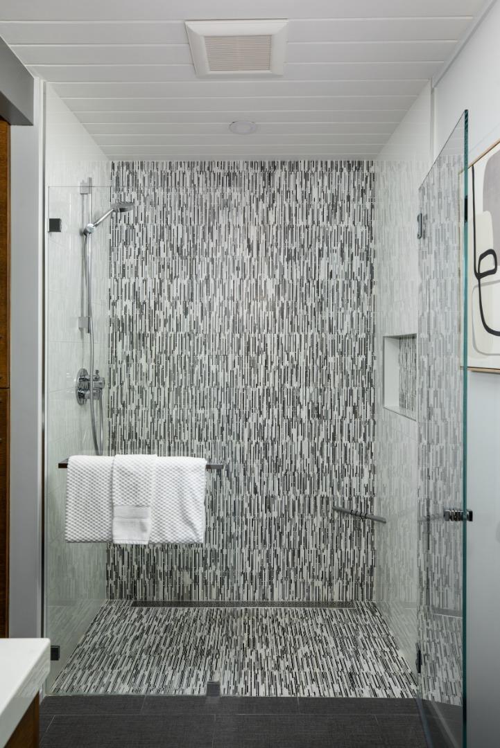 Detail Gallery Image 19 of 34 For 956 Trophy Dr, Mountain View,  CA 94040 - 3 Beds | 2 Baths