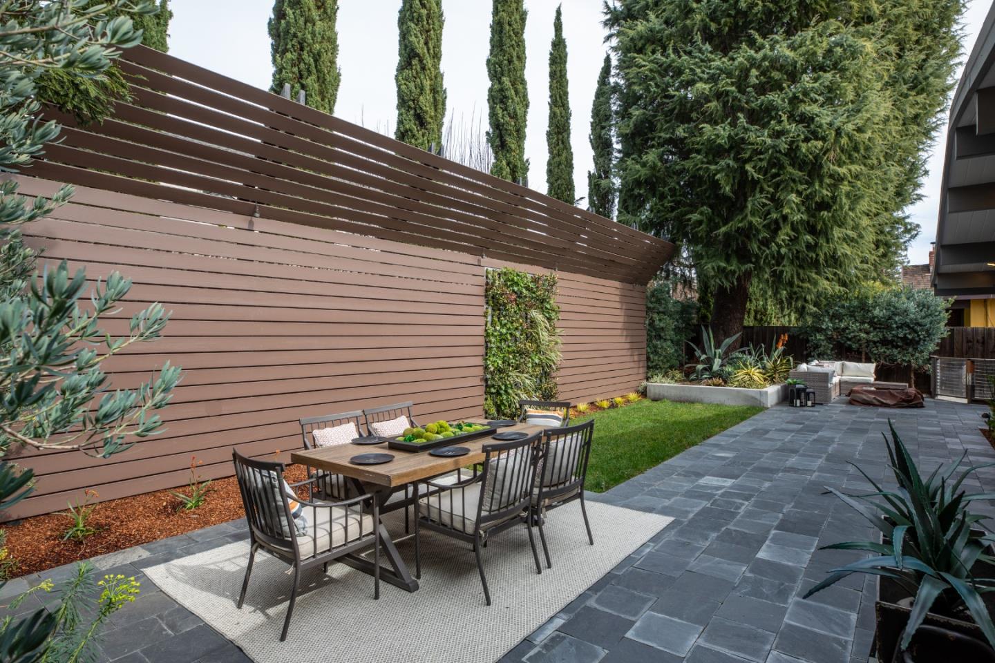 Detail Gallery Image 30 of 34 For 956 Trophy Dr, Mountain View,  CA 94040 - 3 Beds | 2 Baths