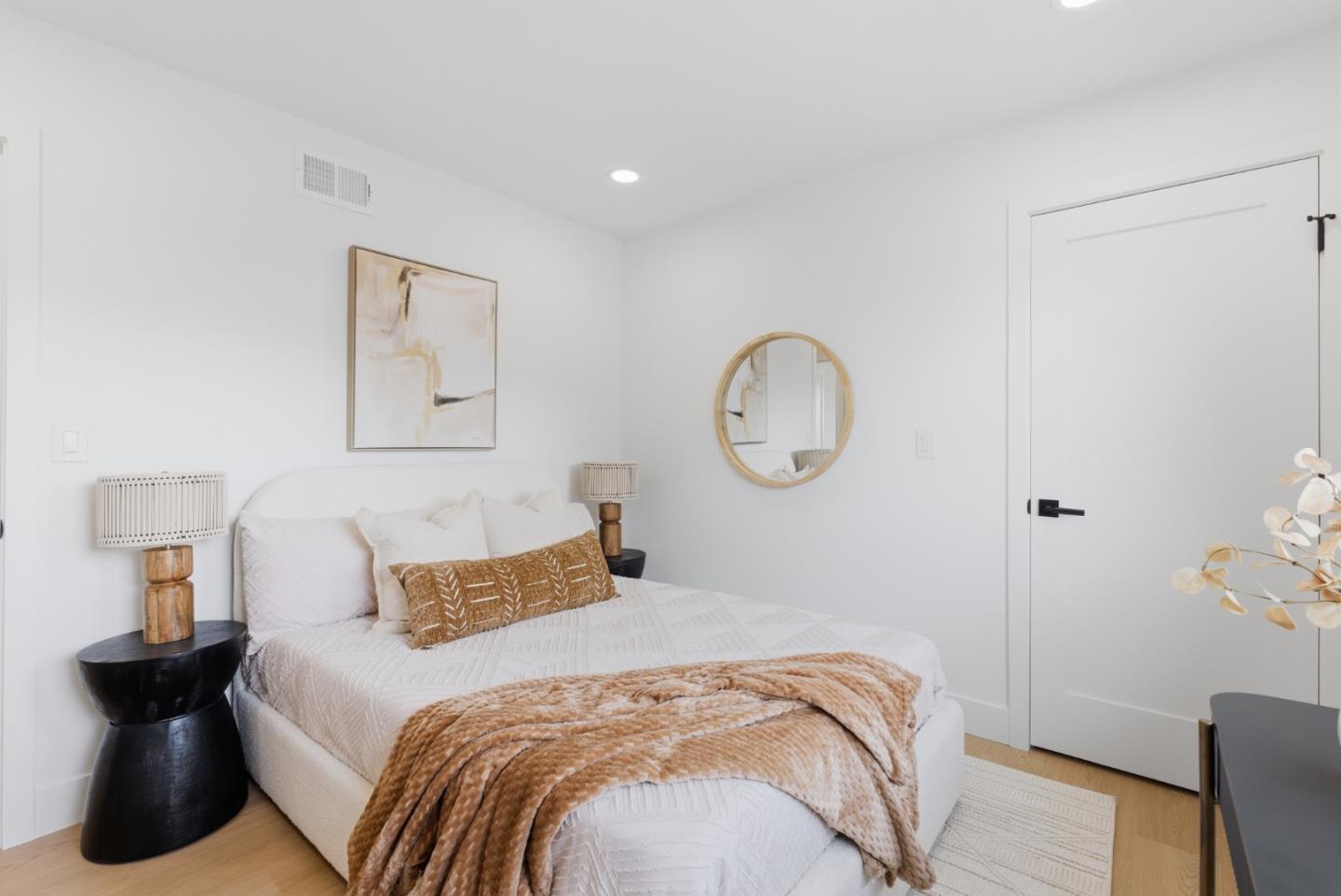 Detail Gallery Image 10 of 60 For 1174 San Moritz Dr, San Jose,  CA 95132 - 4 Beds | 2/1 Baths