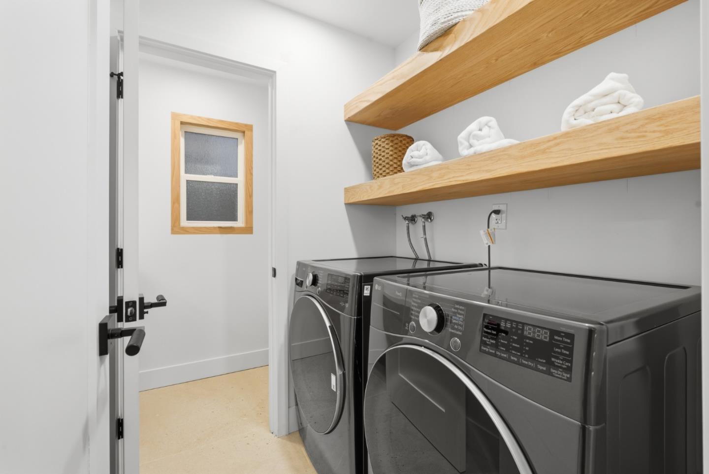 Detail Gallery Image 35 of 60 For 1174 San Moritz Dr, San Jose,  CA 95132 - 4 Beds | 2/1 Baths