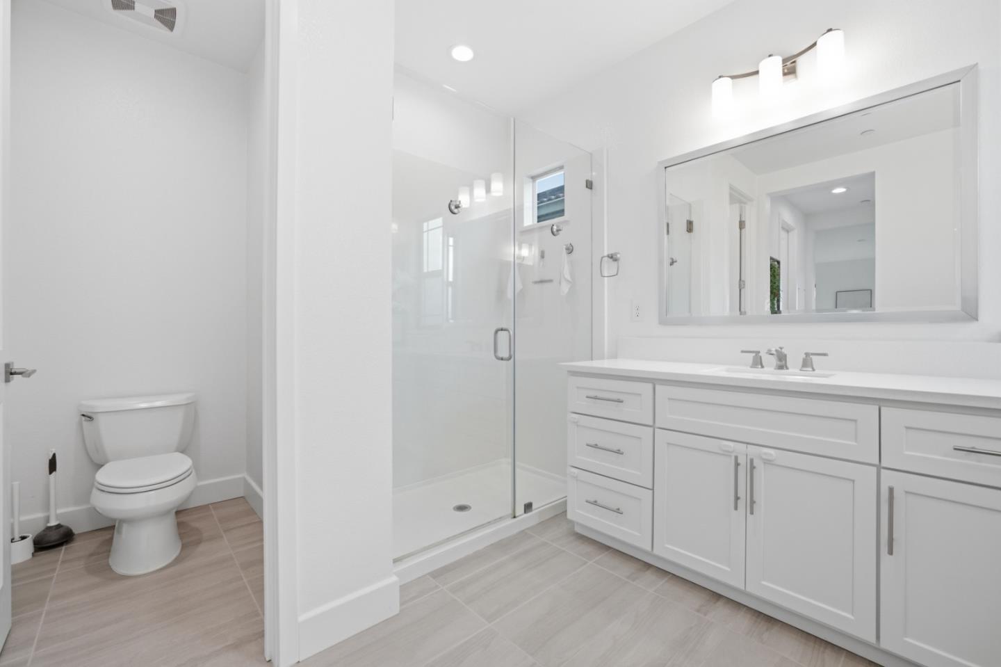 Detail Gallery Image 19 of 29 For 1122 S Morning Glory Dr, Tracy,  CA 95391 - 4 Beds | 3 Baths