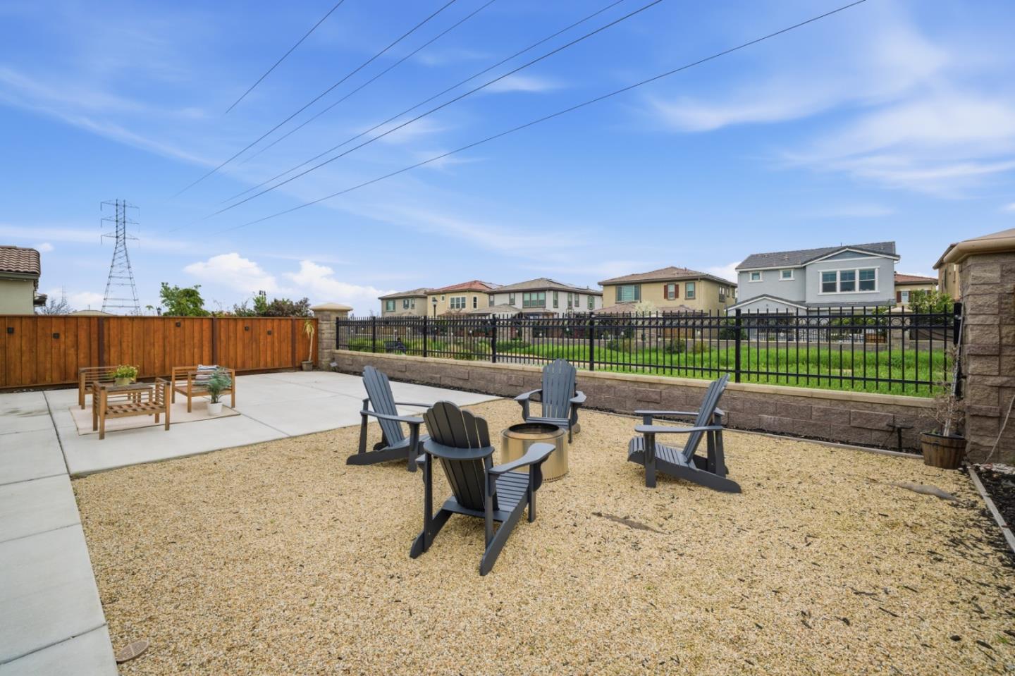 Detail Gallery Image 27 of 29 For 1122 S Morning Glory Dr, Tracy,  CA 95391 - 4 Beds | 3 Baths