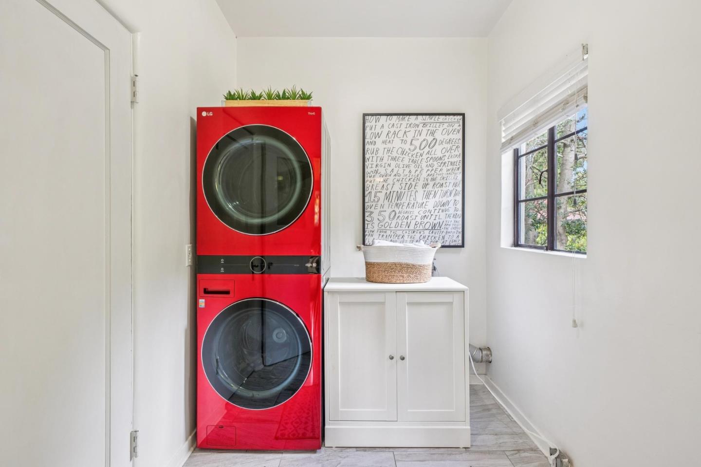 Detail Gallery Image 46 of 49 For 1965 Cowper St, Palo Alto,  CA 94301 - 5 Beds | 3/1 Baths