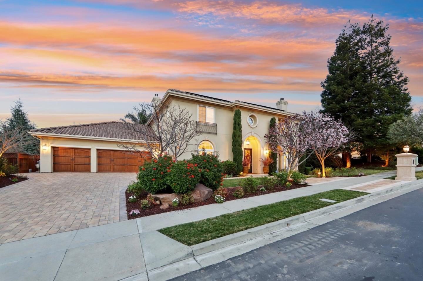 Detail Gallery Image 110 of 126 For 5106 Eastbourne Dr, San Jose,  CA 95138 - 5 Beds | 5/1 Baths