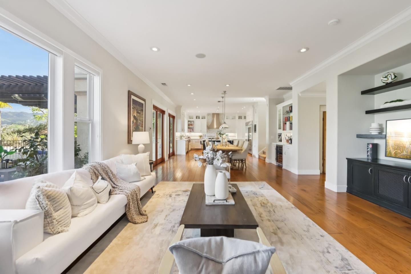 Detail Gallery Image 18 of 126 For 5106 Eastbourne Dr, San Jose,  CA 95138 - 5 Beds | 5/1 Baths