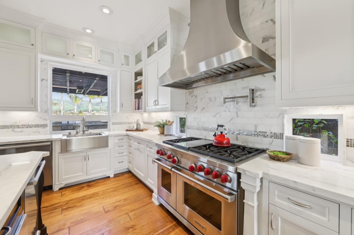 Detail Gallery Image 28 of 126 For 5106 Eastbourne Dr, San Jose,  CA 95138 - 5 Beds | 5/1 Baths