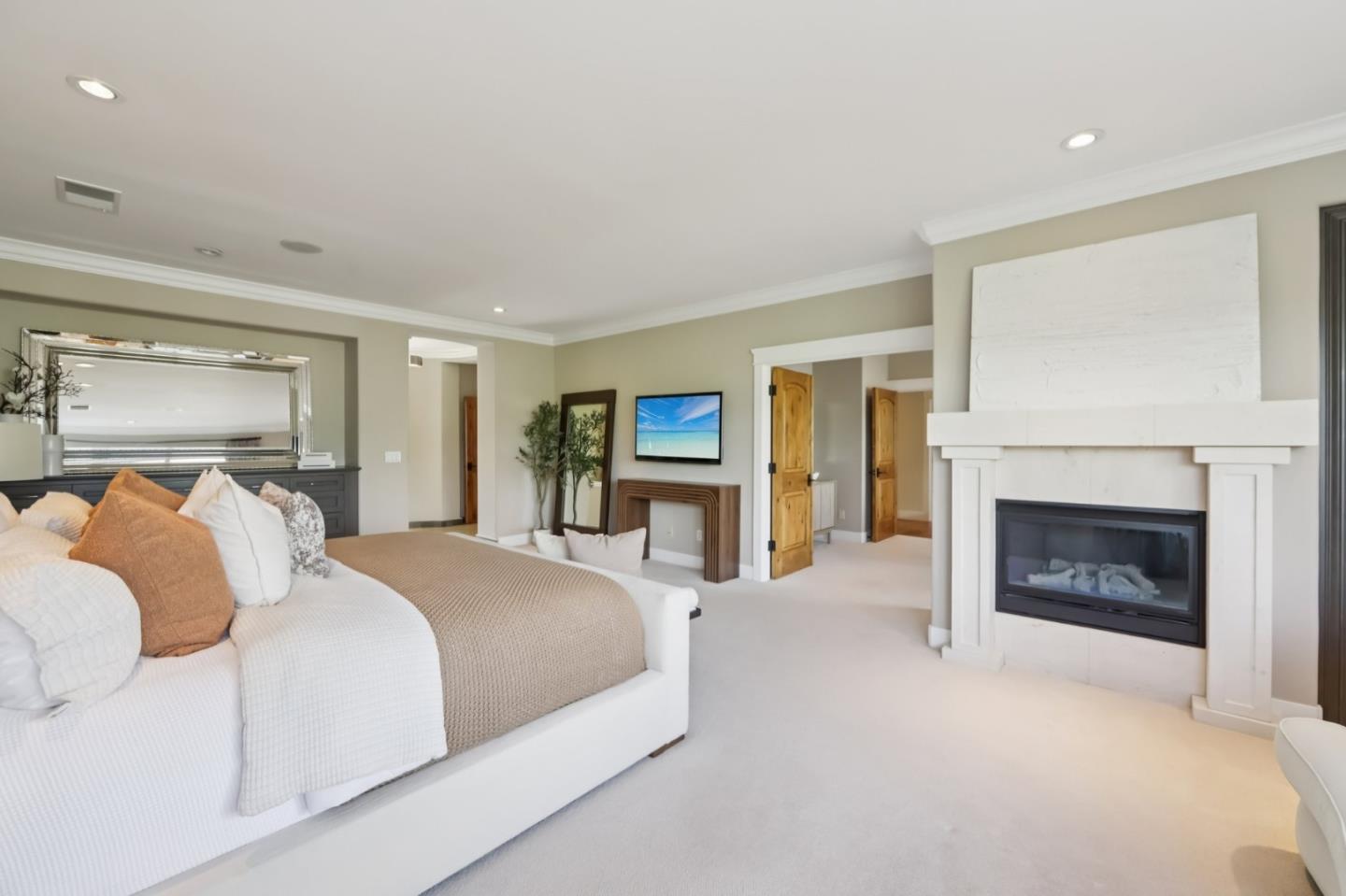 Detail Gallery Image 37 of 126 For 5106 Eastbourne Dr, San Jose,  CA 95138 - 5 Beds | 5/1 Baths