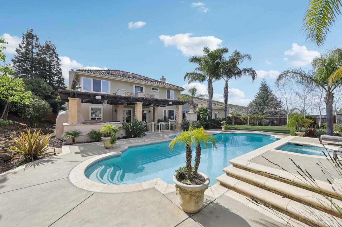 Detail Gallery Image 66 of 126 For 5106 Eastbourne Dr, San Jose,  CA 95138 - 5 Beds | 5/1 Baths