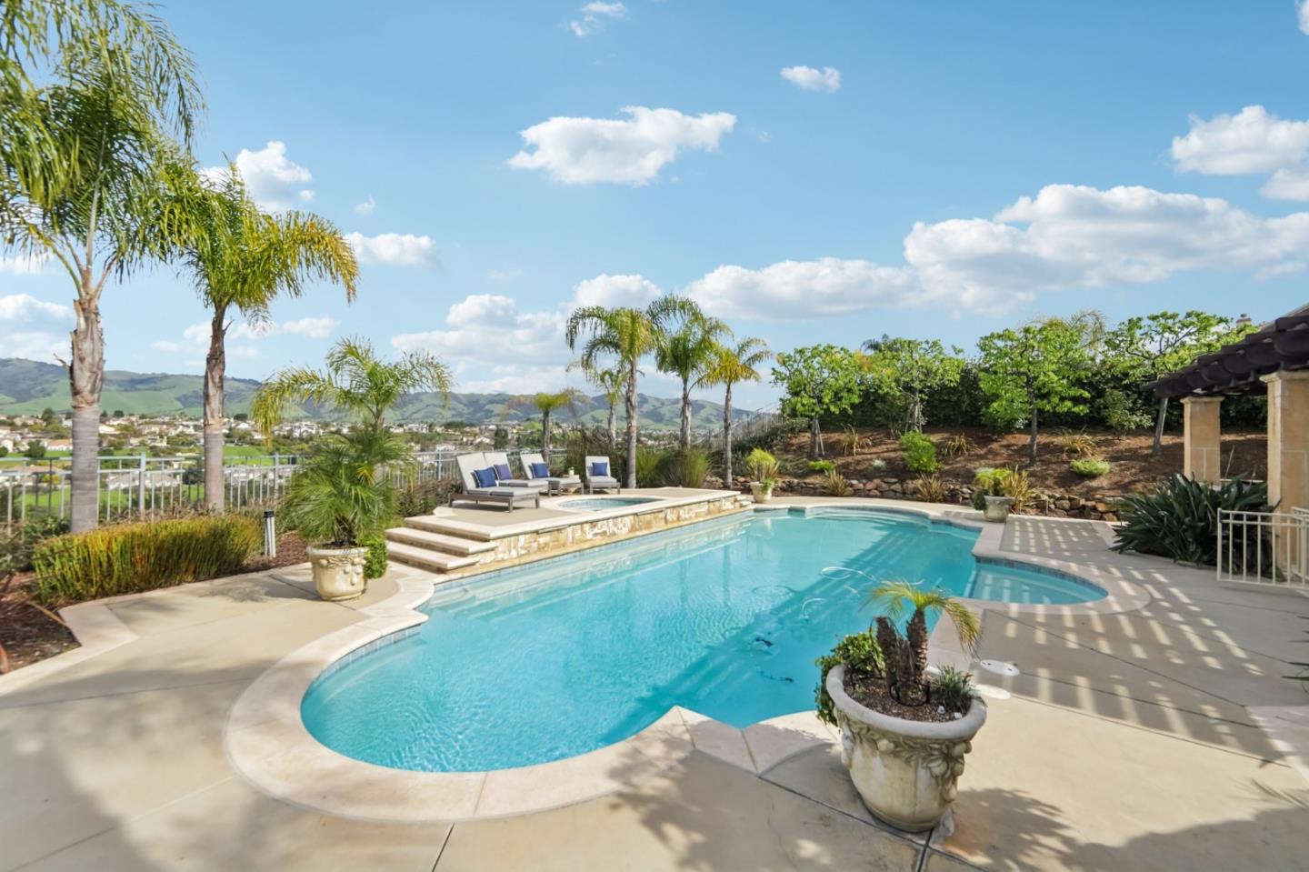 Detail Gallery Image 67 of 126 For 5106 Eastbourne Dr, San Jose,  CA 95138 - 5 Beds | 5/1 Baths