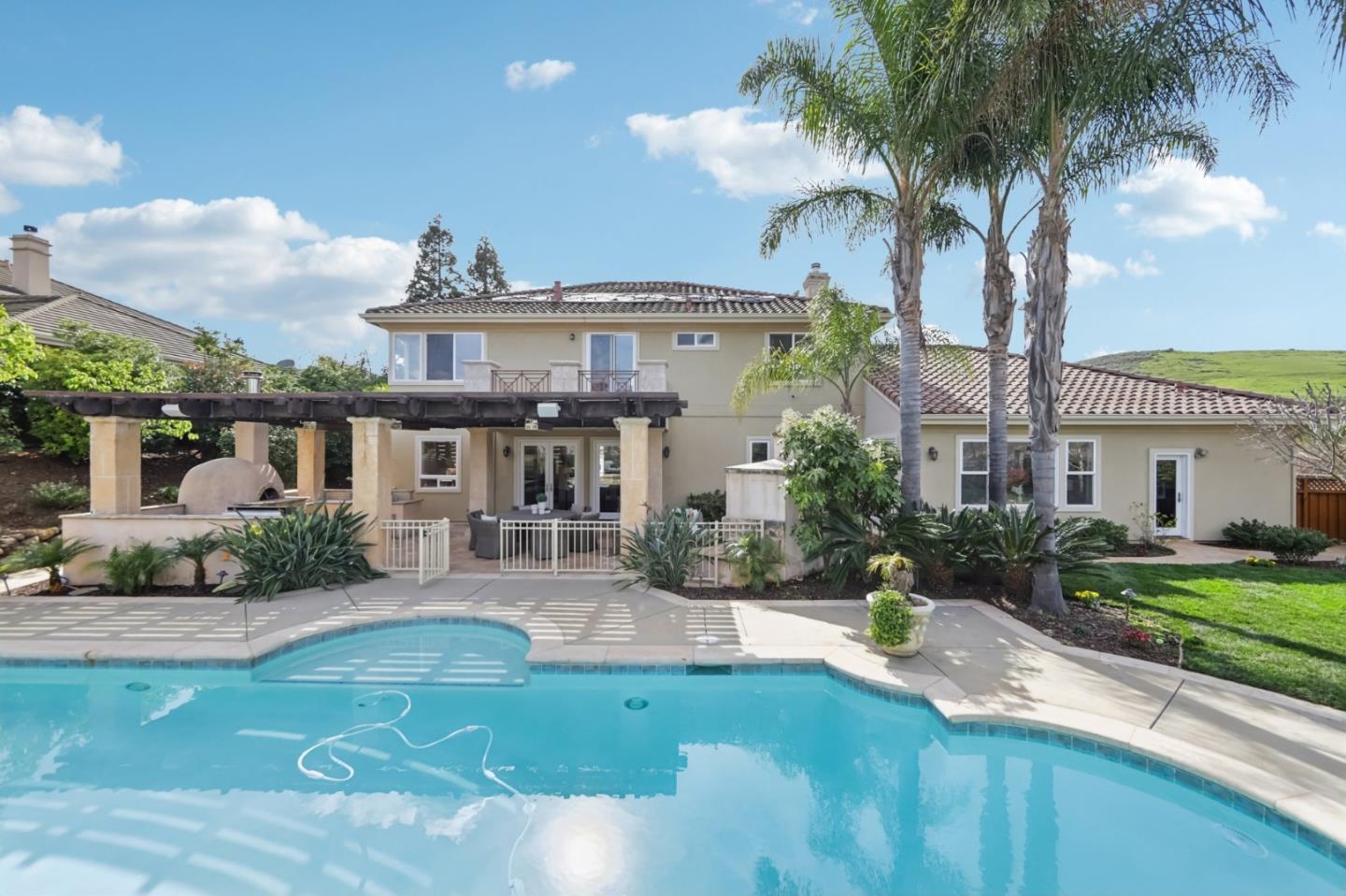 Detail Gallery Image 68 of 126 For 5106 Eastbourne Dr, San Jose,  CA 95138 - 5 Beds | 5/1 Baths