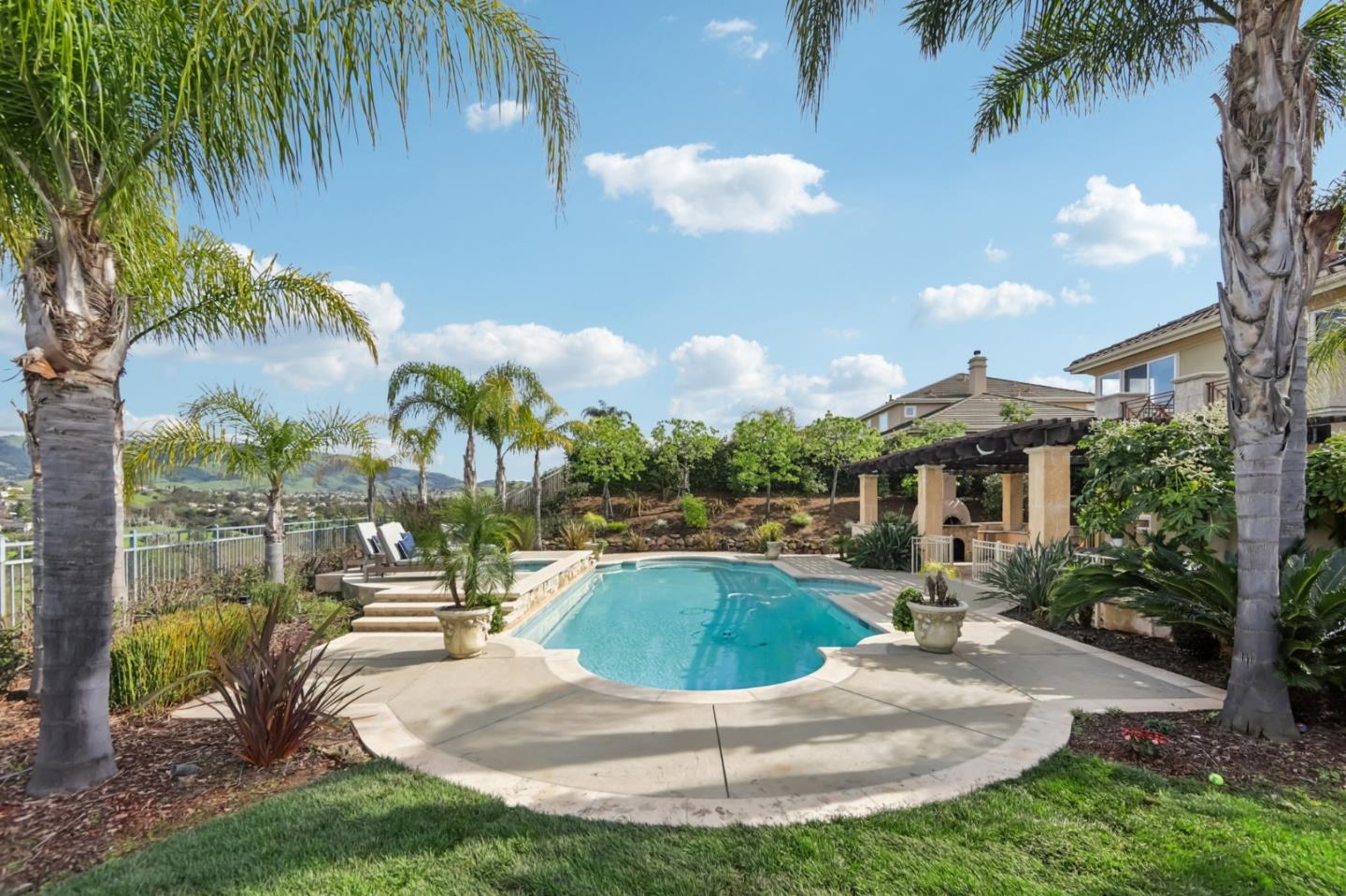 Detail Gallery Image 69 of 126 For 5106 Eastbourne Dr, San Jose,  CA 95138 - 5 Beds | 5/1 Baths