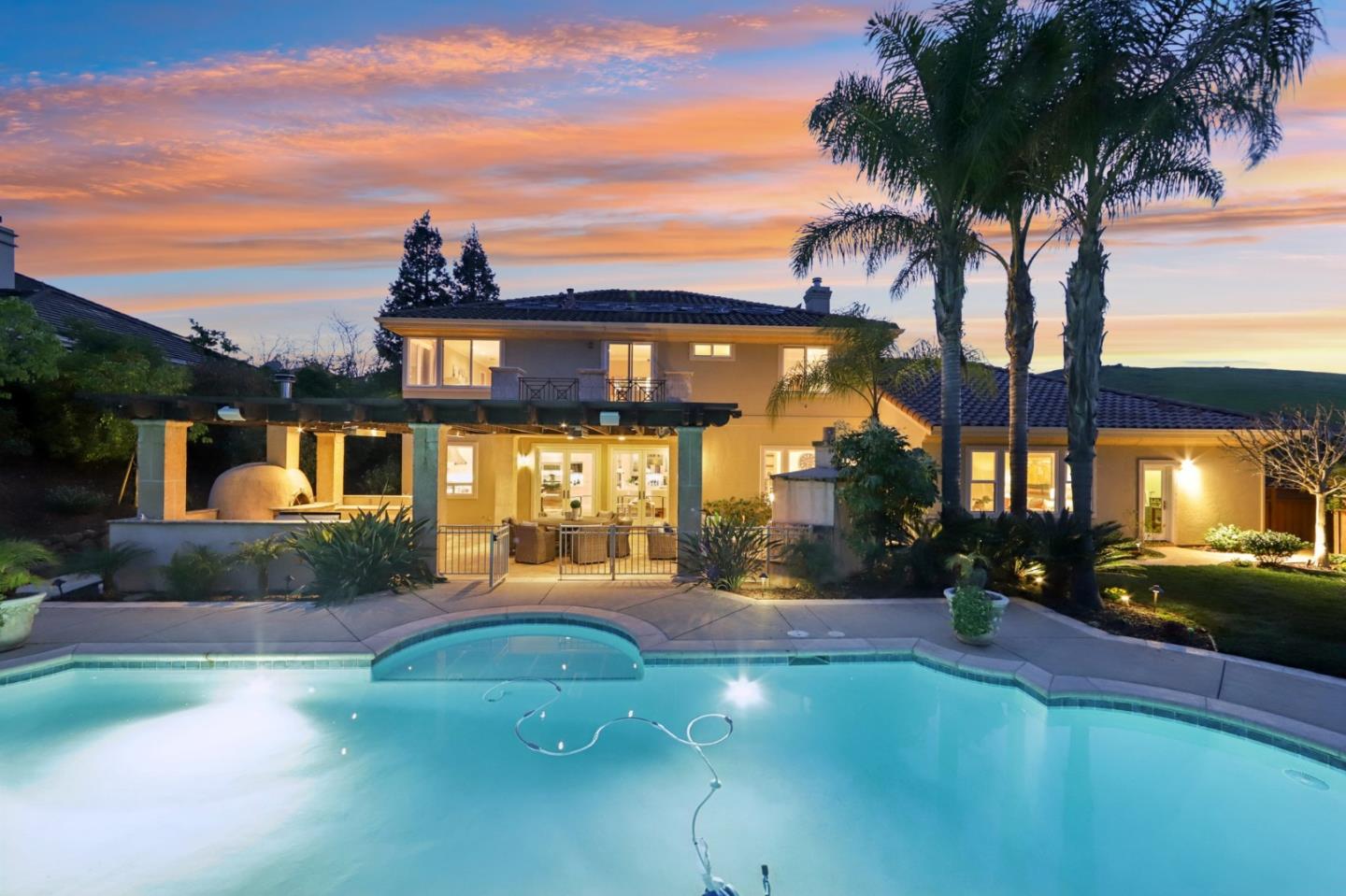 Detail Gallery Image 77 of 126 For 5106 Eastbourne Dr, San Jose,  CA 95138 - 5 Beds | 5/1 Baths