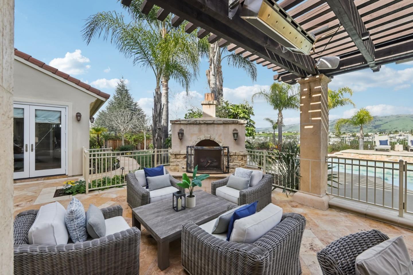 Detail Gallery Image 82 of 126 For 5106 Eastbourne Dr, San Jose,  CA 95138 - 5 Beds | 5/1 Baths