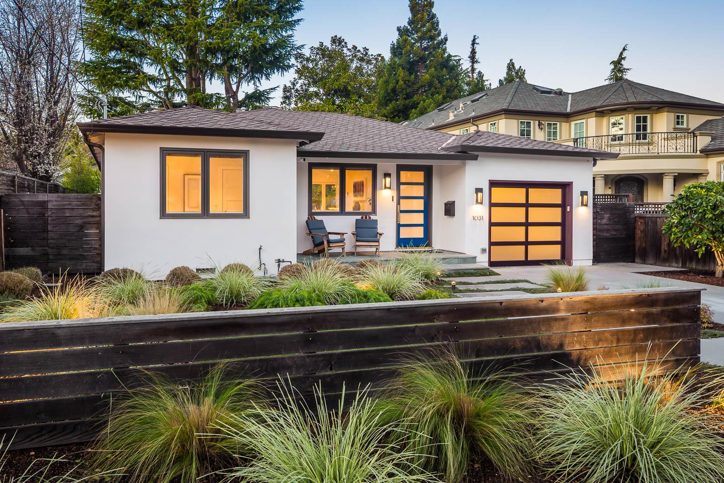 Detail Gallery Image 2 of 19 For 1031 Fife Ave, Palo Alto,  CA 94301 - 3 Beds | 2 Baths