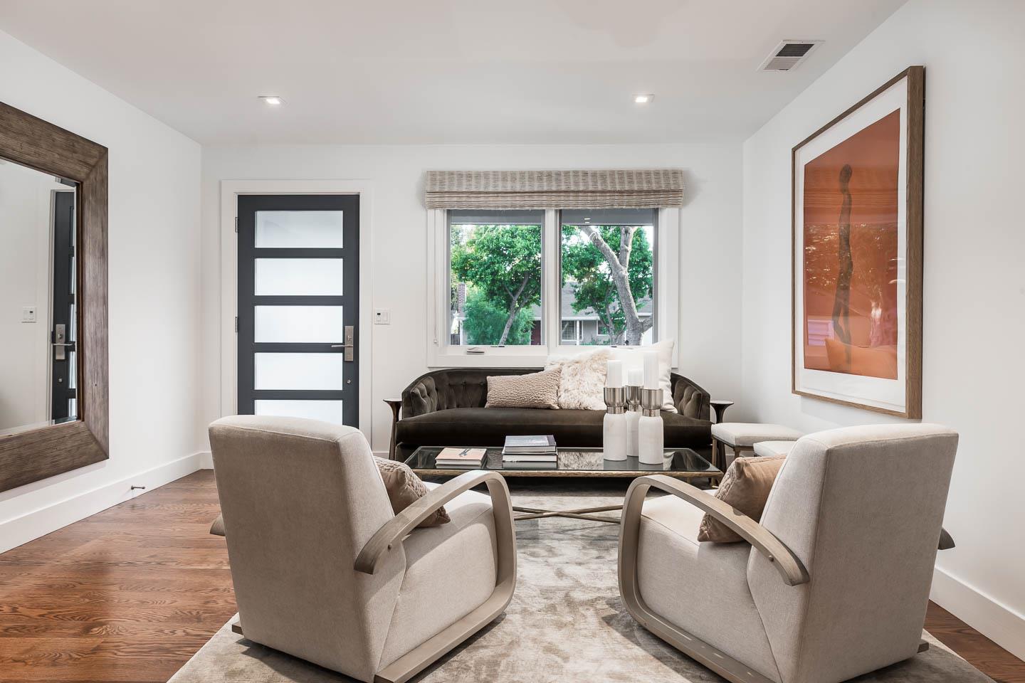 Detail Gallery Image 3 of 19 For 1031 Fife Ave, Palo Alto,  CA 94301 - 3 Beds | 2 Baths