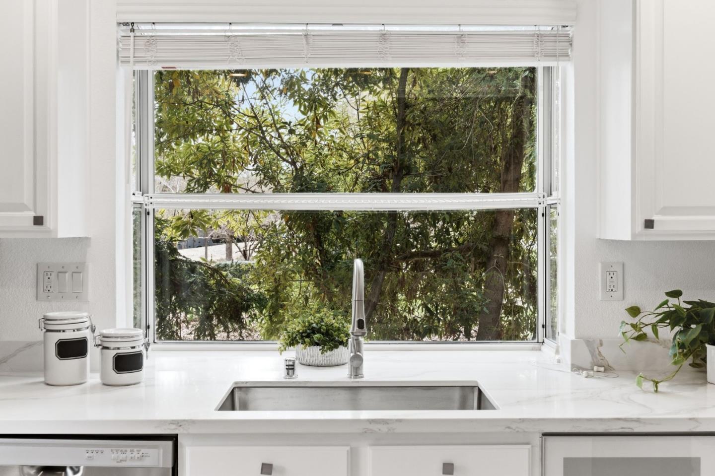 Photo #10: ML82036372 Listing: Photo #10