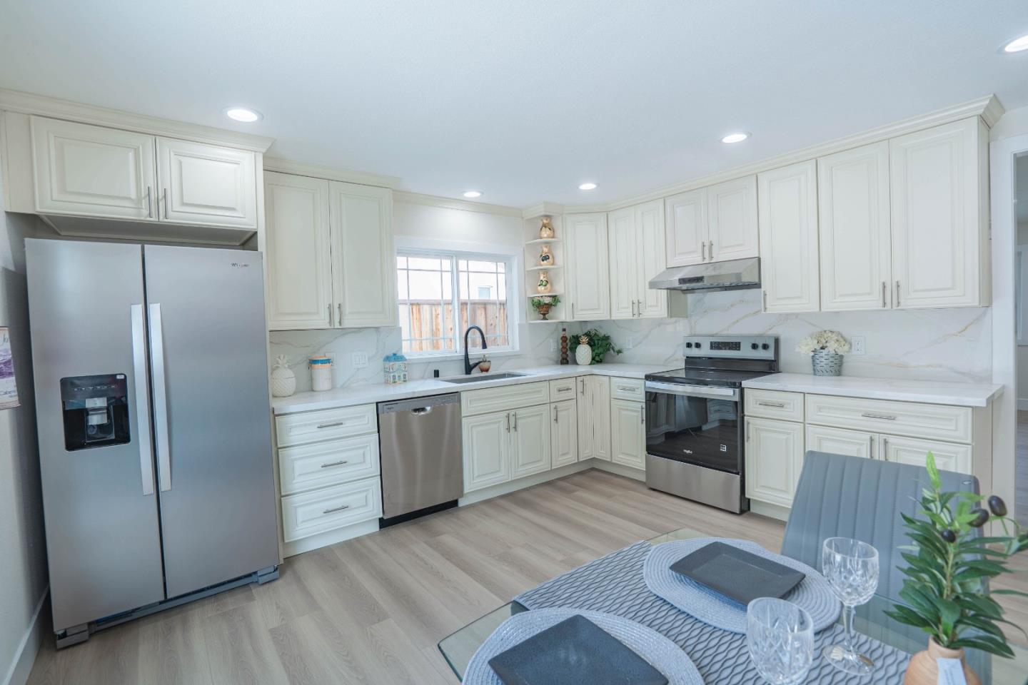 Detail Gallery Image 10 of 23 For 2991 Vanport Dr, San Jose,  CA 95122 - 4 Beds | 2 Baths