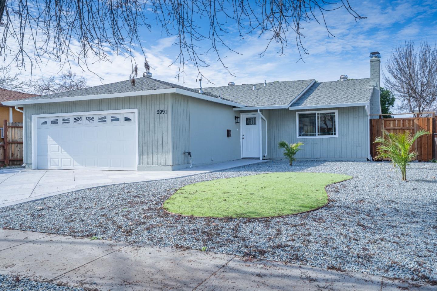 Detail Gallery Image 2 of 23 For 2991 Vanport Dr, San Jose,  CA 95122 - 4 Beds | 2 Baths