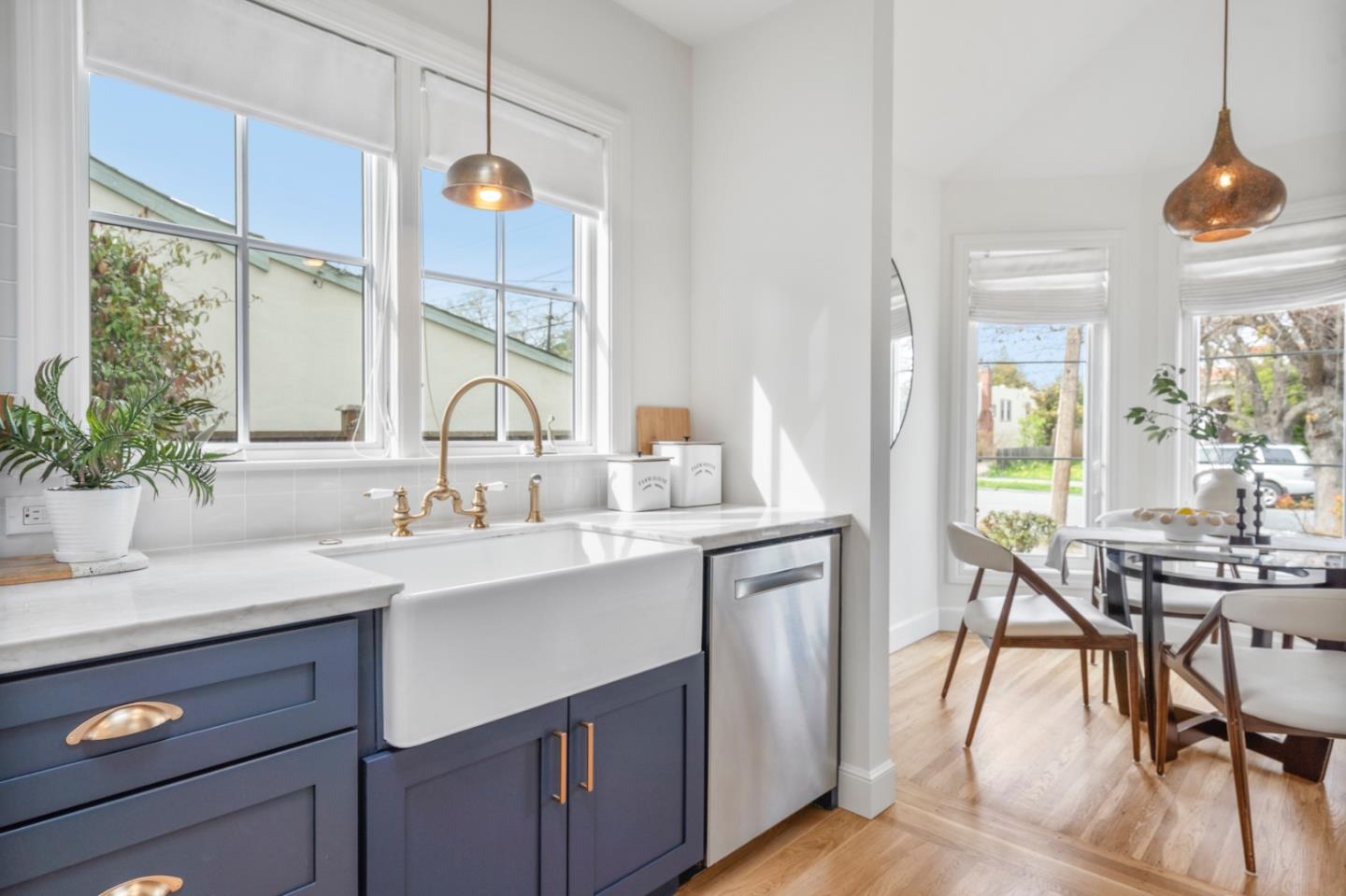 Detail Gallery Image 18 of 46 For 911 Vera Ave, Redwood City,  CA 94061 - 2 Beds | 1 Baths