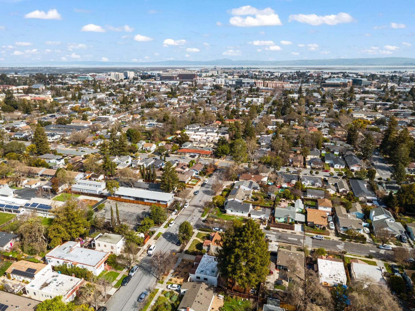 Detail Gallery Image 39 of 46 For 911 Vera Ave, Redwood City,  CA 94061 - 2 Beds | 1 Baths