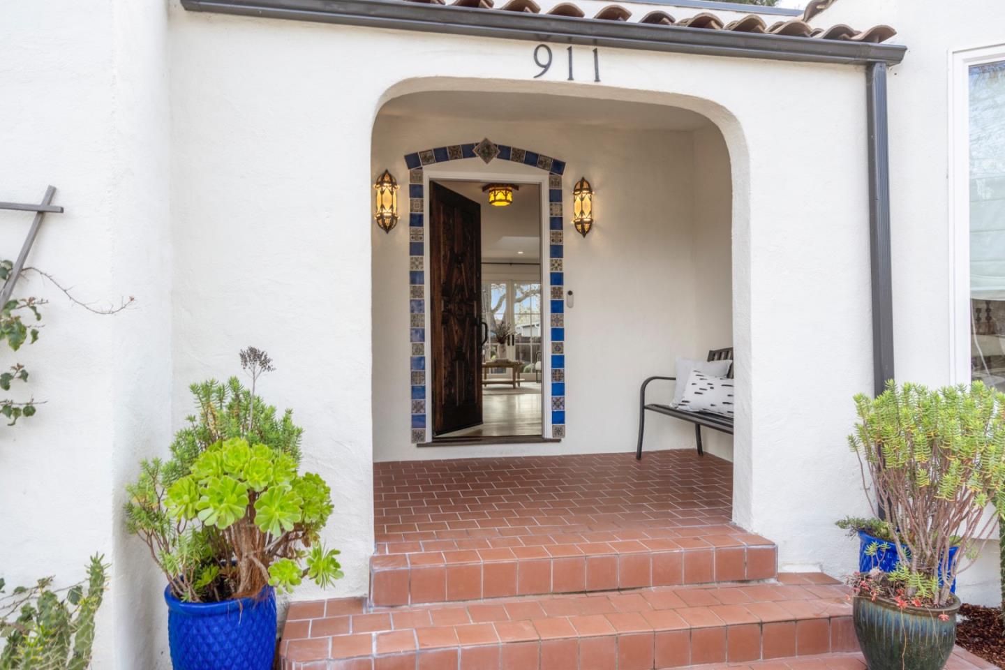 Detail Gallery Image 4 of 46 For 911 Vera Ave, Redwood City,  CA 94061 - 2 Beds | 1 Baths