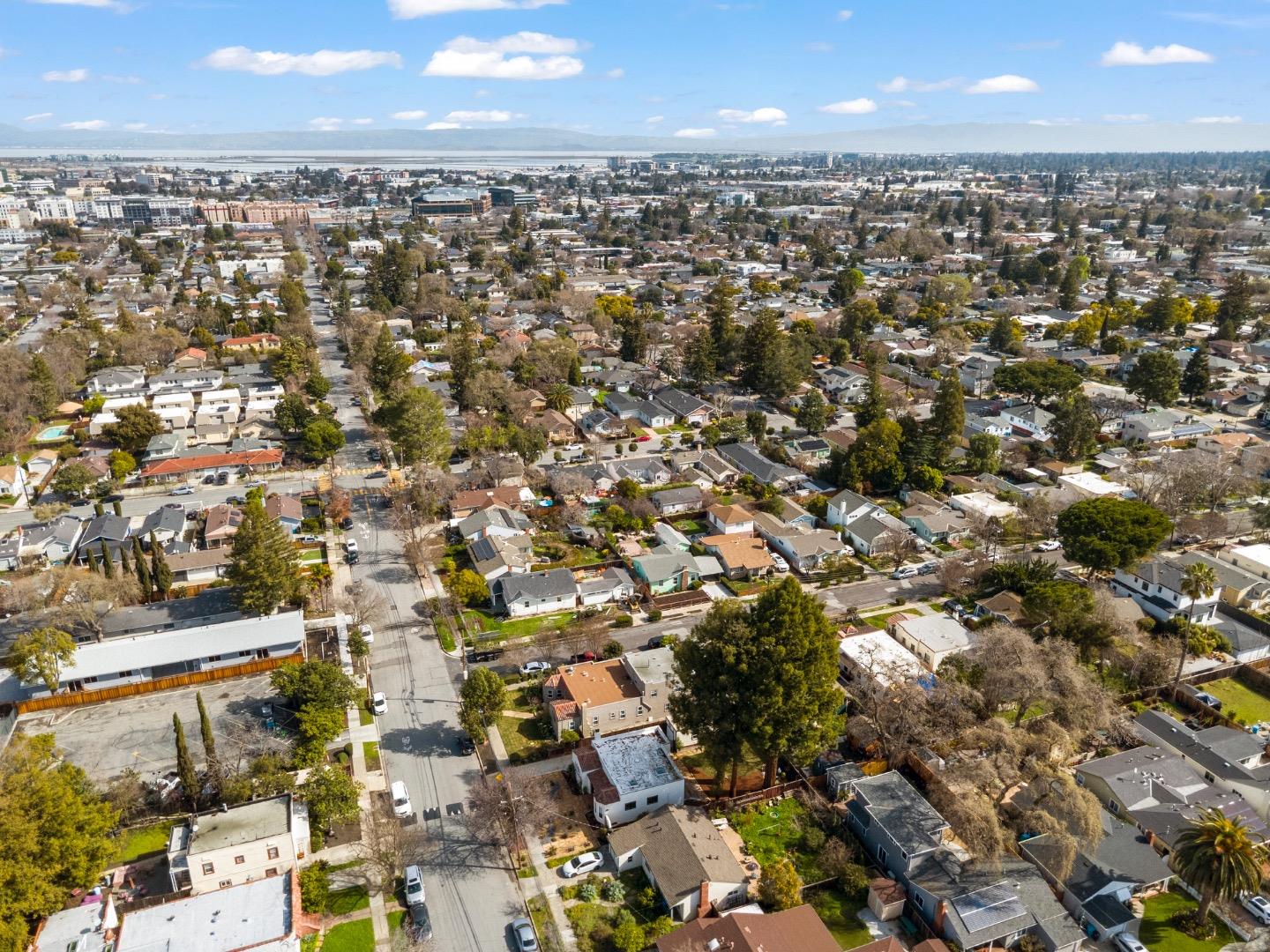 Detail Gallery Image 40 of 46 For 911 Vera Ave, Redwood City,  CA 94061 - 2 Beds | 1 Baths