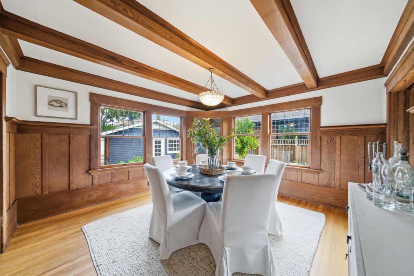 Detail Gallery Image 11 of 48 For 1085 Emerson St, Palo Alto,  CA 94301 - 4 Beds | 4 Baths