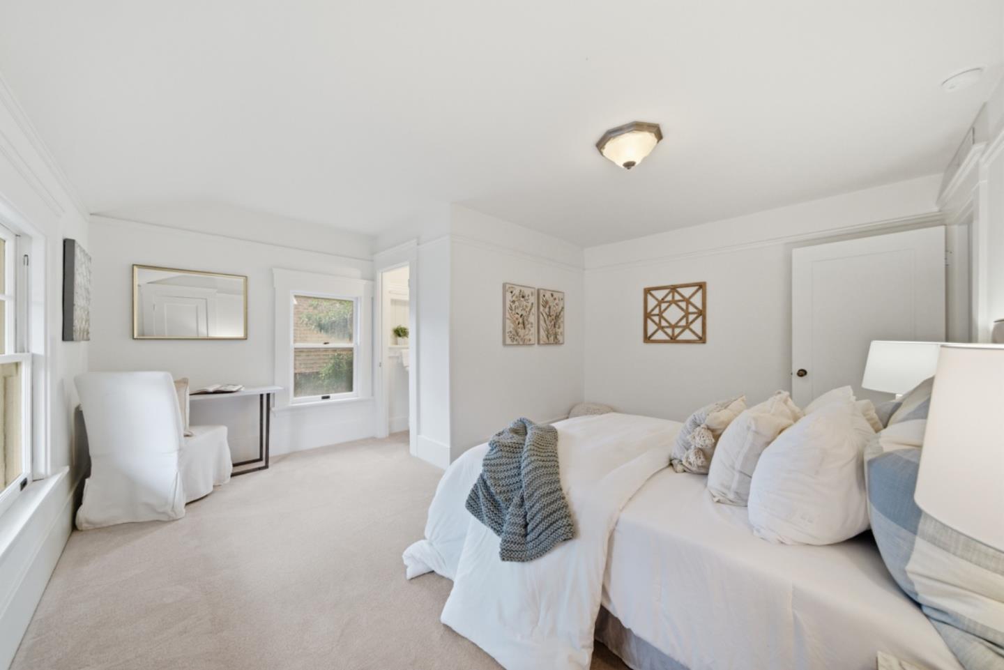 Detail Gallery Image 29 of 48 For 1085 Emerson St, Palo Alto,  CA 94301 - 4 Beds | 4 Baths