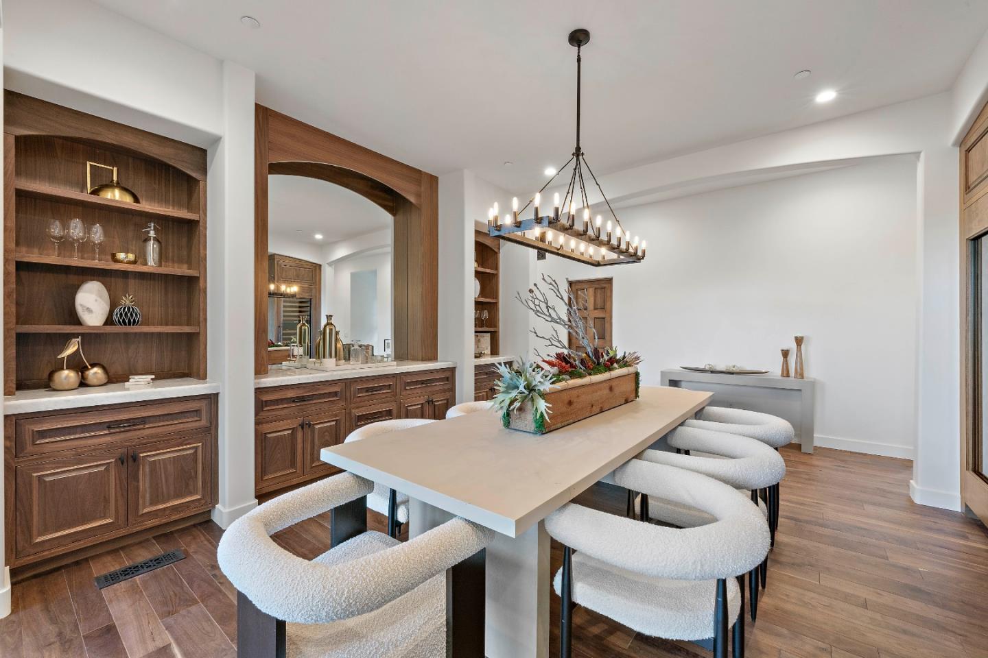 Detail Gallery Image 16 of 68 For 15269 Bohlman Rd, Saratoga,  CA 95070 - 4 Beds | 4/2 Baths