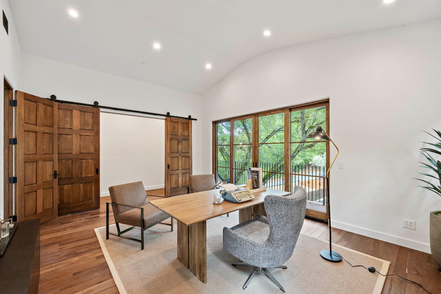 Detail Gallery Image 34 of 68 For 15269 Bohlman Rd, Saratoga,  CA 95070 - 4 Beds | 4/2 Baths