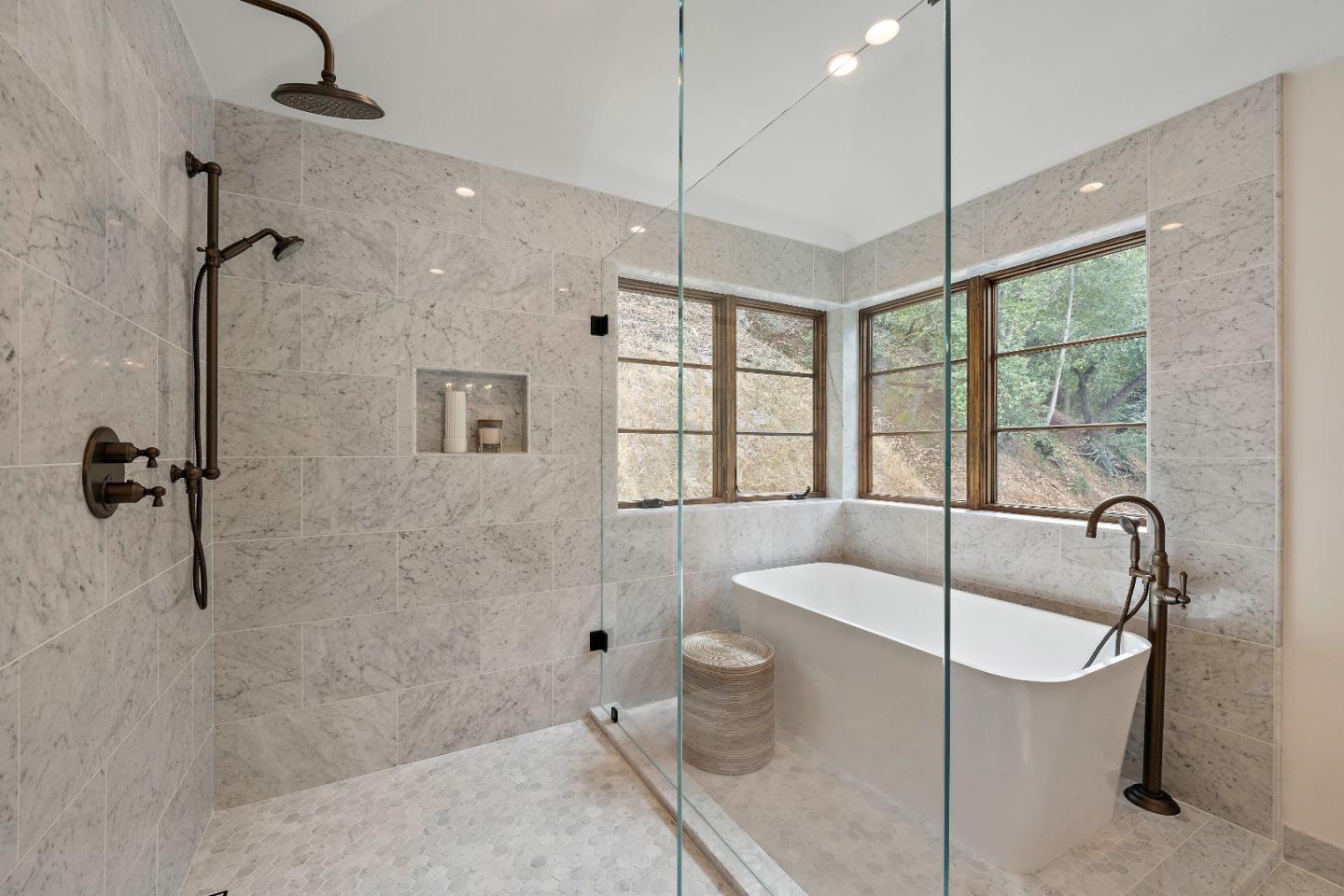 Detail Gallery Image 52 of 68 For 15269 Bohlman Rd, Saratoga,  CA 95070 - 4 Beds | 4/2 Baths