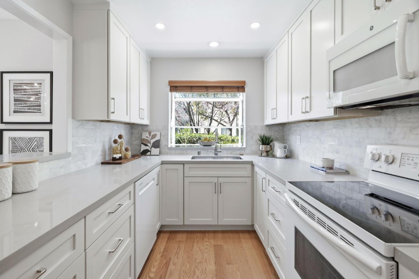 Photo #8: ML82036379 Listing: Photo #8