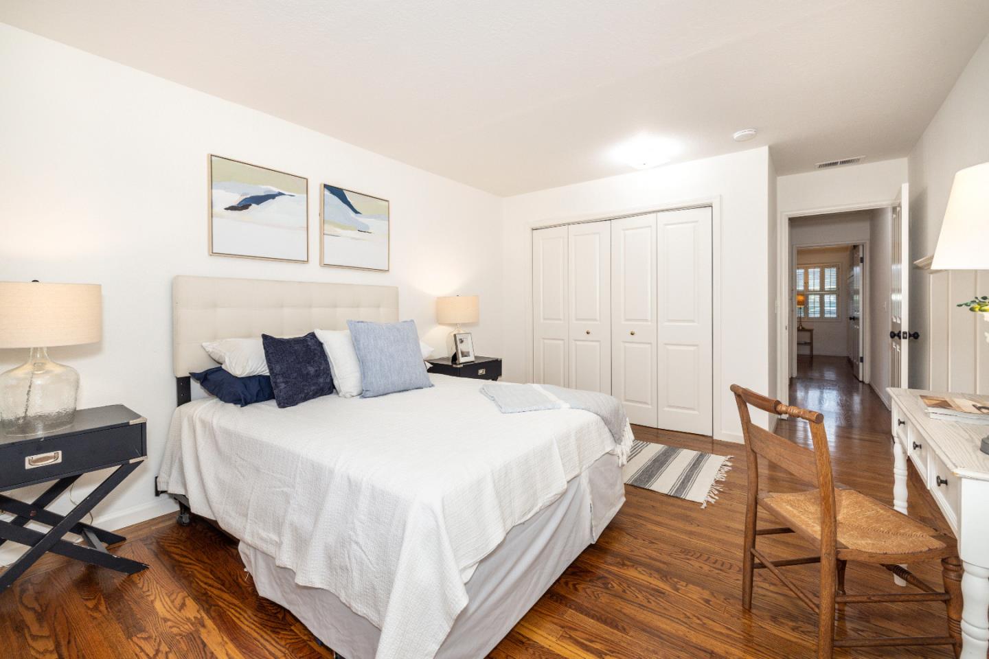 Detail Gallery Image 18 of 34 For 4107 Mackay Dr, Palo Alto,  CA 94306 - 2 Beds | 3 Baths