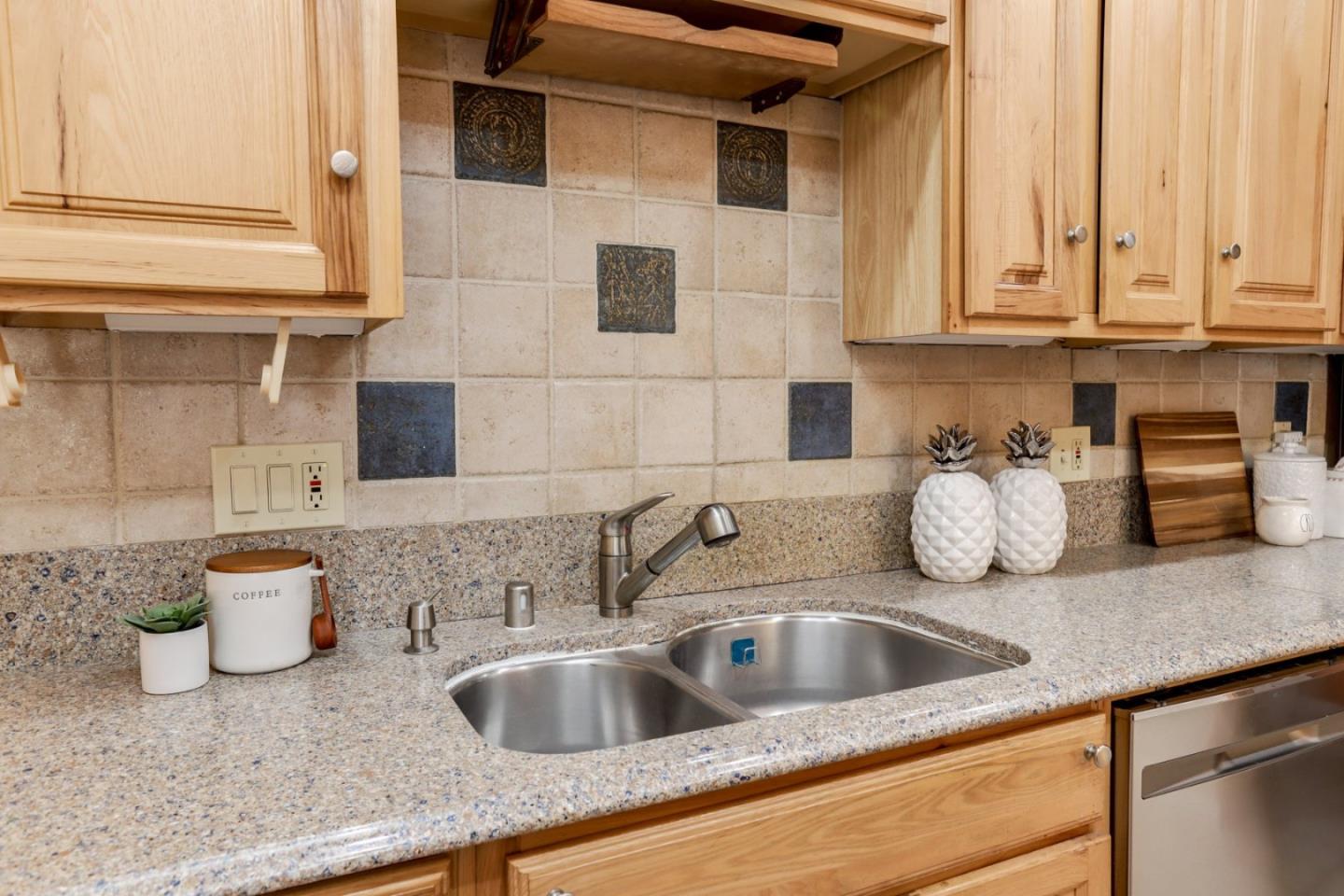 Photo #13: ML82036382 Listing: Photo #13