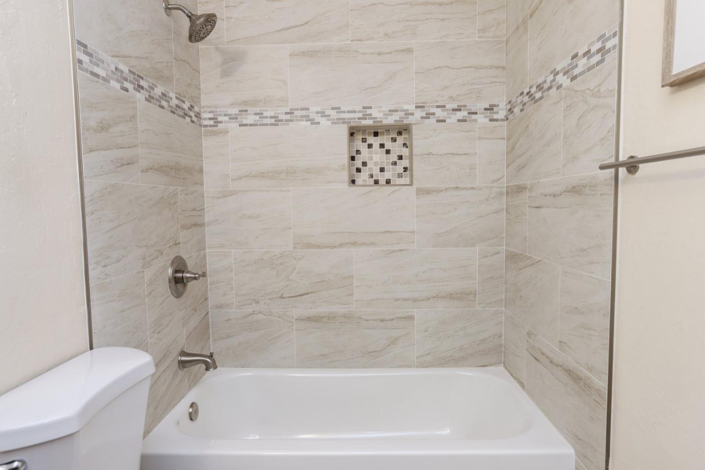 Photo #25: ML82036382 Listing: Photo #25