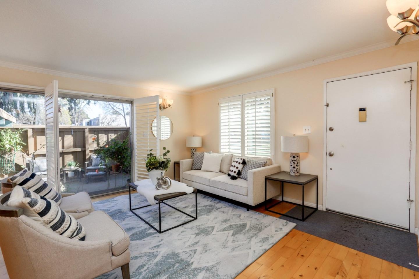 Photo #3: ML82036382 Listing: Photo #3