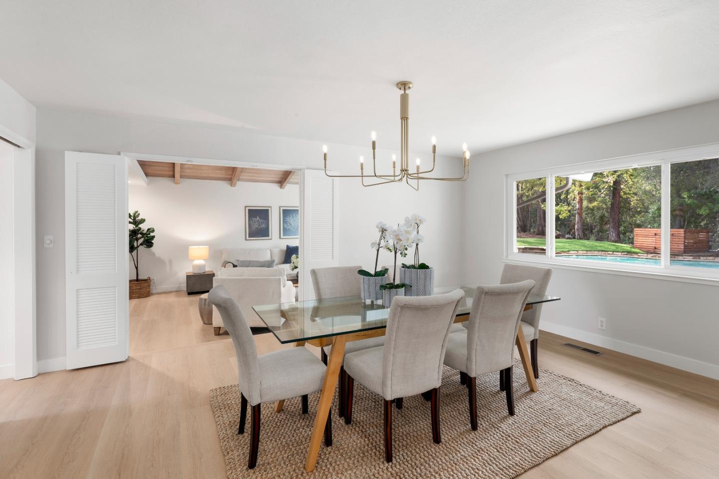 Detail Gallery Image 7 of 28 For 894 Lockhaven Dr, Los Altos,  CA 94024 - 4 Beds | 2/1 Baths