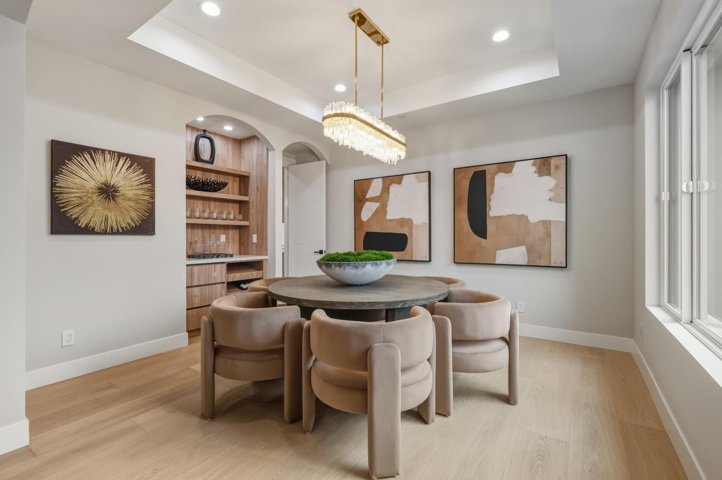 Detail Gallery Image 12 of 40 For 3371 Beaumont Sq, Mountain View,  CA 94040 - 6 Beds | 6/1 Baths