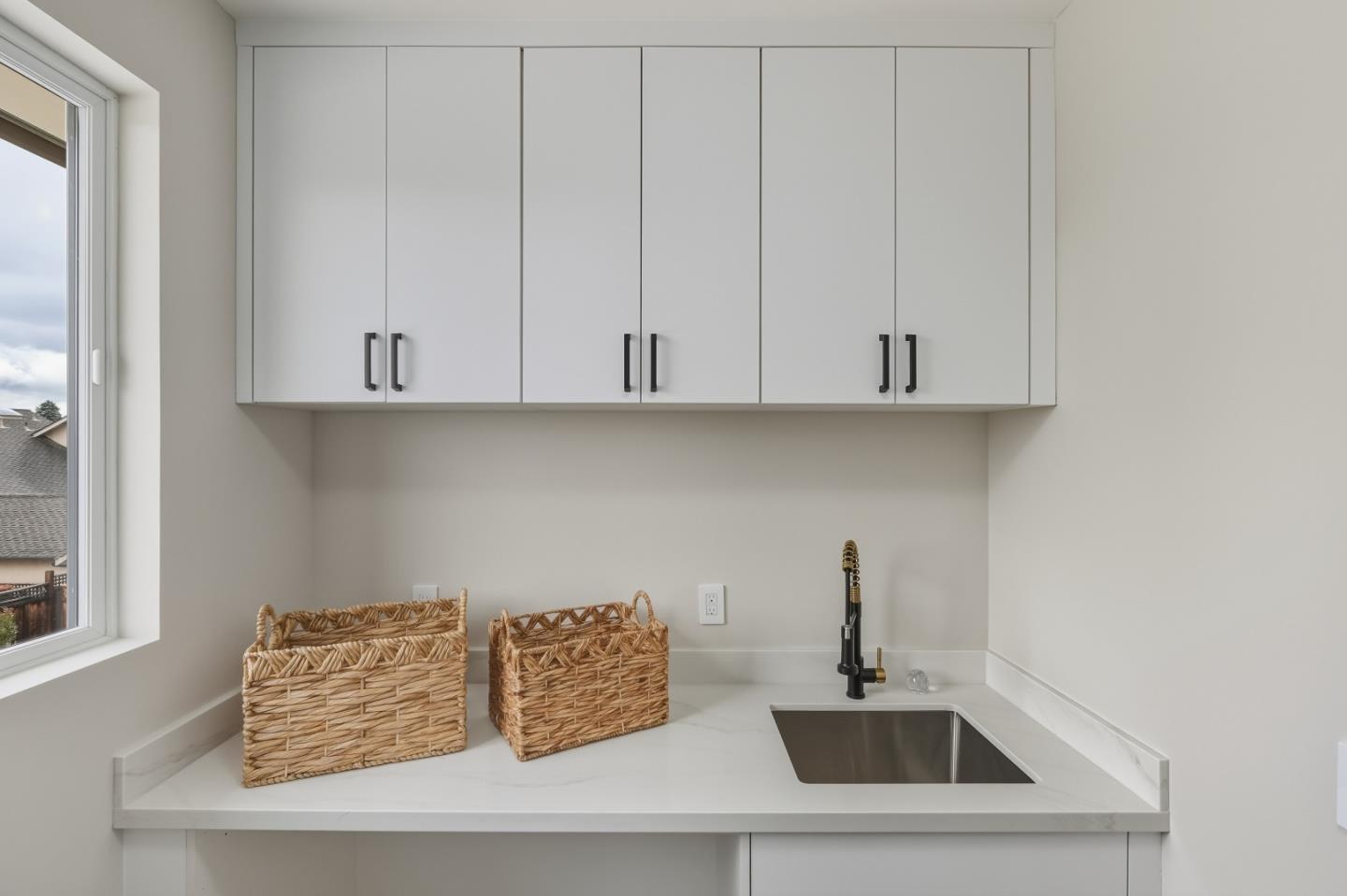 Detail Gallery Image 29 of 40 For 3371 Beaumont Sq, Mountain View,  CA 94040 - 6 Beds | 6/1 Baths