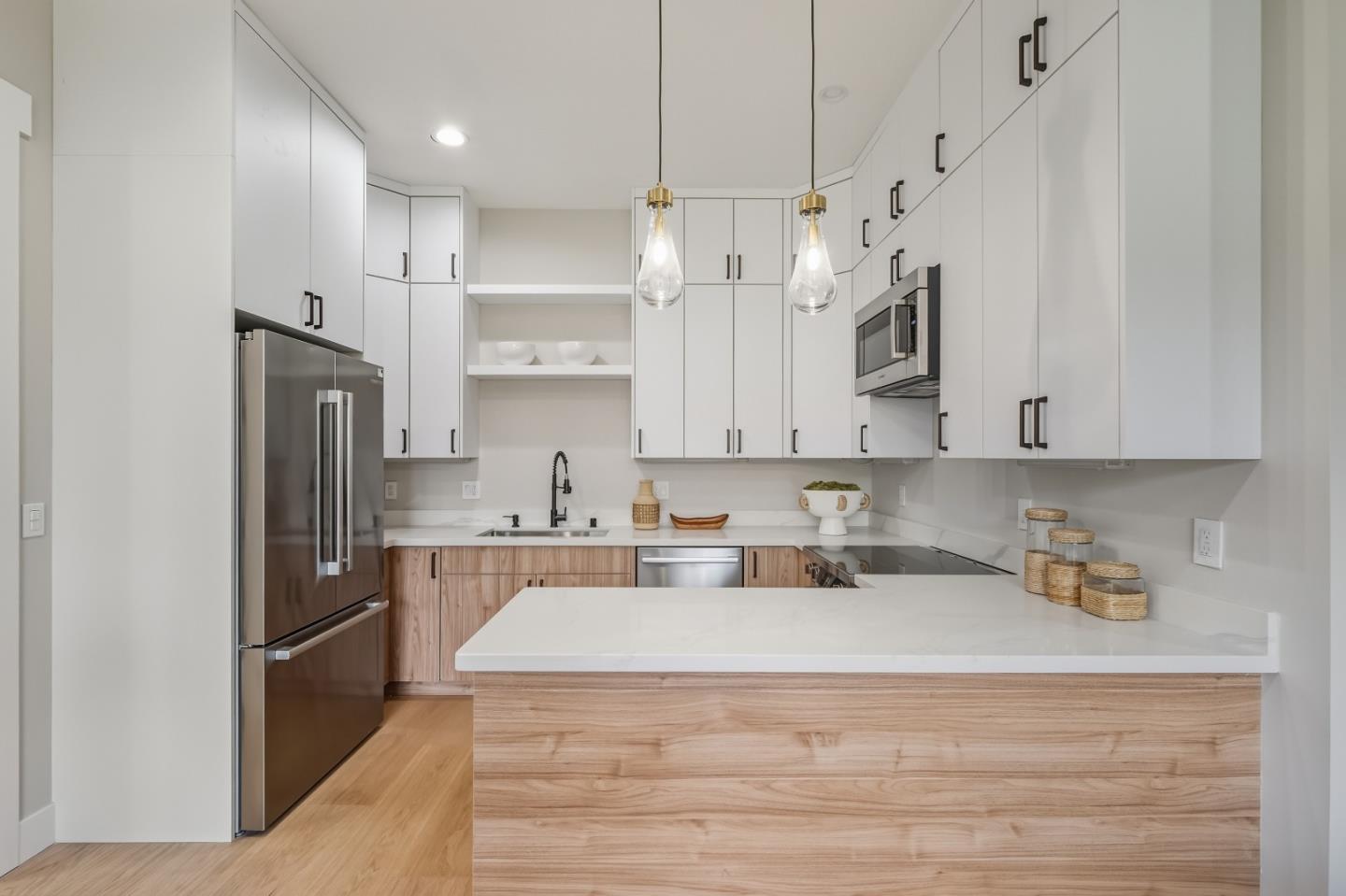 Detail Gallery Image 35 of 40 For 3371 Beaumont Sq, Mountain View,  CA 94040 - 6 Beds | 6/1 Baths