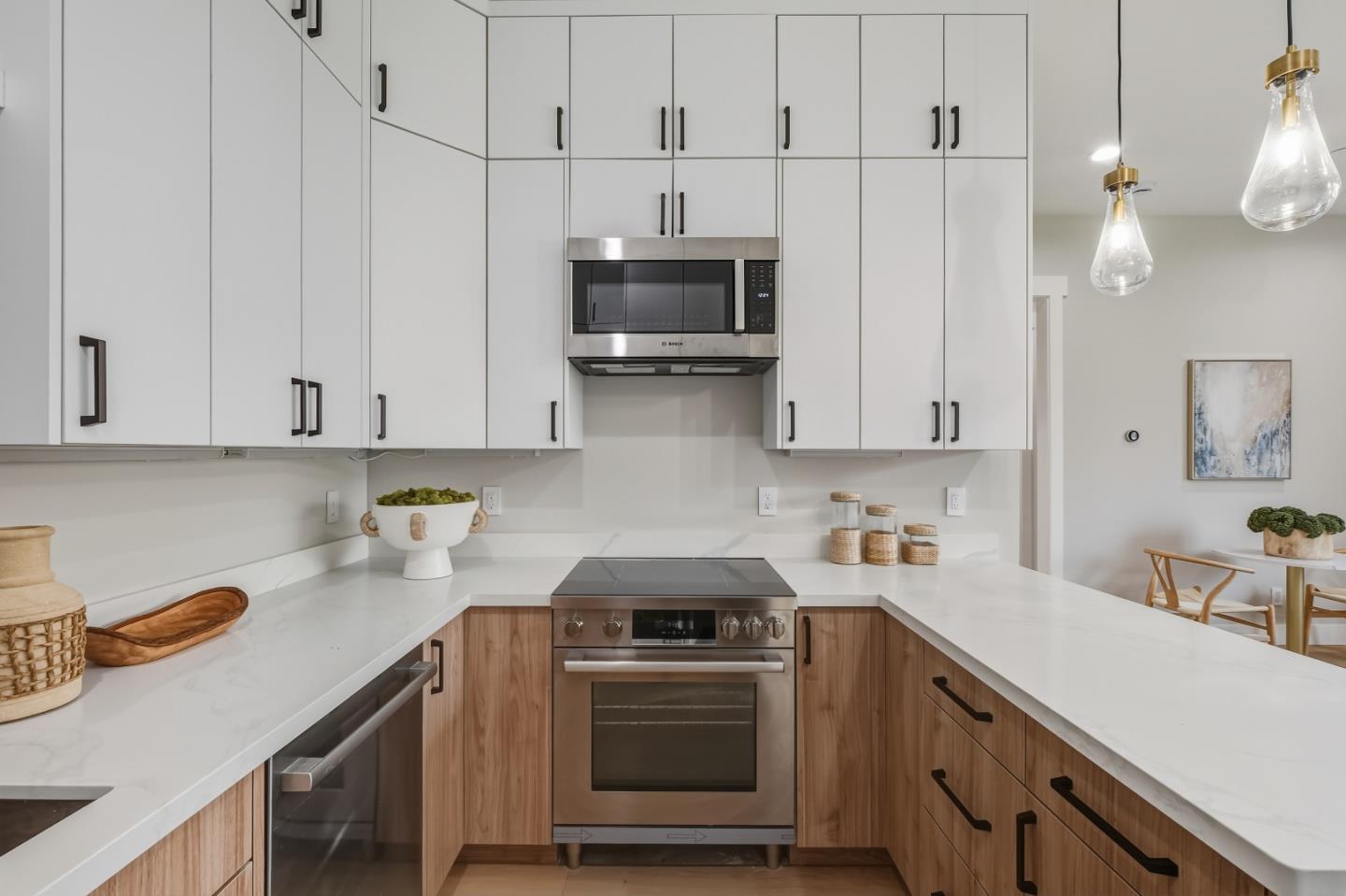 Detail Gallery Image 36 of 40 For 3371 Beaumont Sq, Mountain View,  CA 94040 - 6 Beds | 6/1 Baths