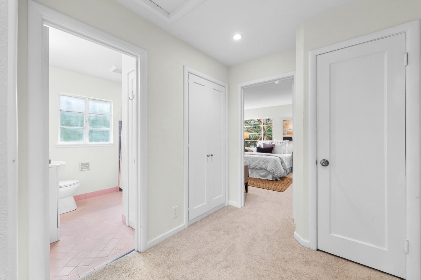 Detail Gallery Image 13 of 26 For 11 Tulip Ln, Palo Alto,  CA 94303 - 3 Beds | 1 Baths