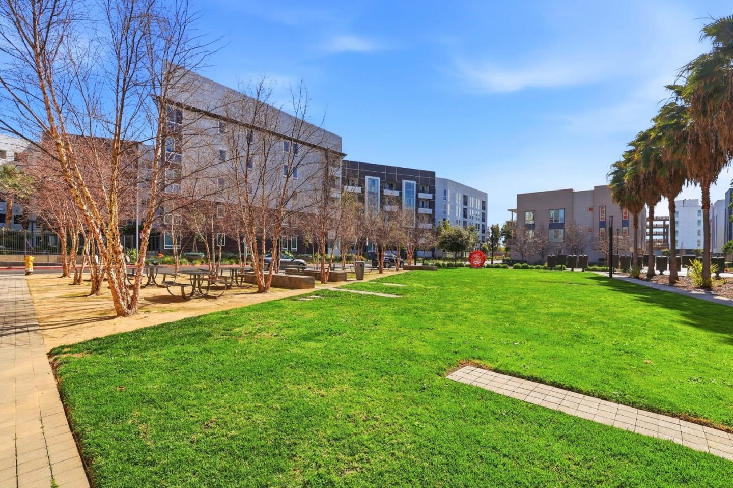 Detail Gallery Image 31 of 33 For 460 Montague Expy #40,  Milpitas,  CA 95035 - 3 Beds | 2/1 Baths