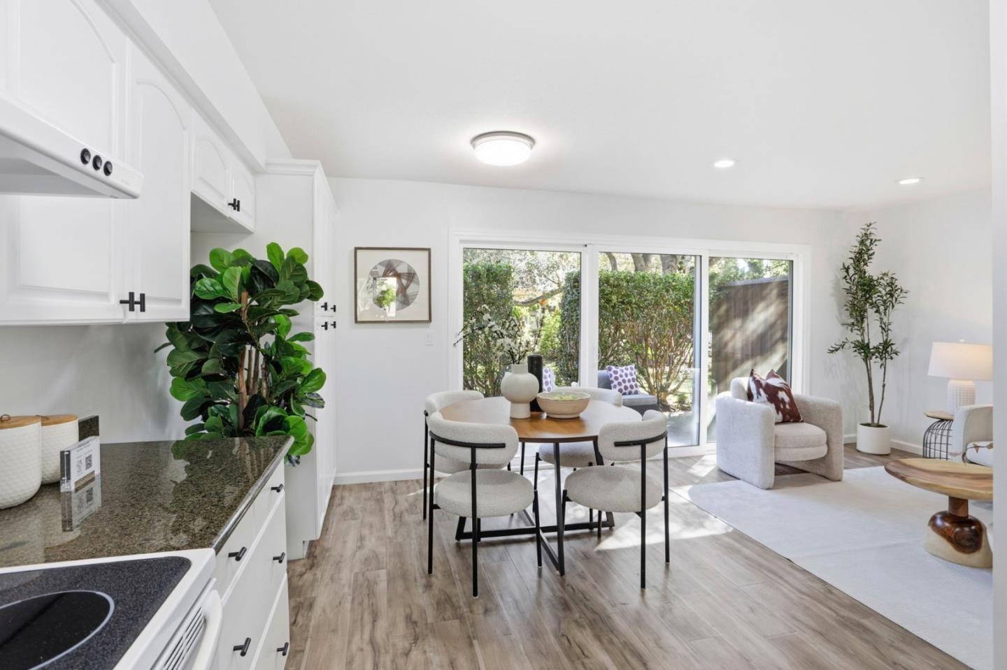 Photo #11: ML82036392 Listing: Photo #11