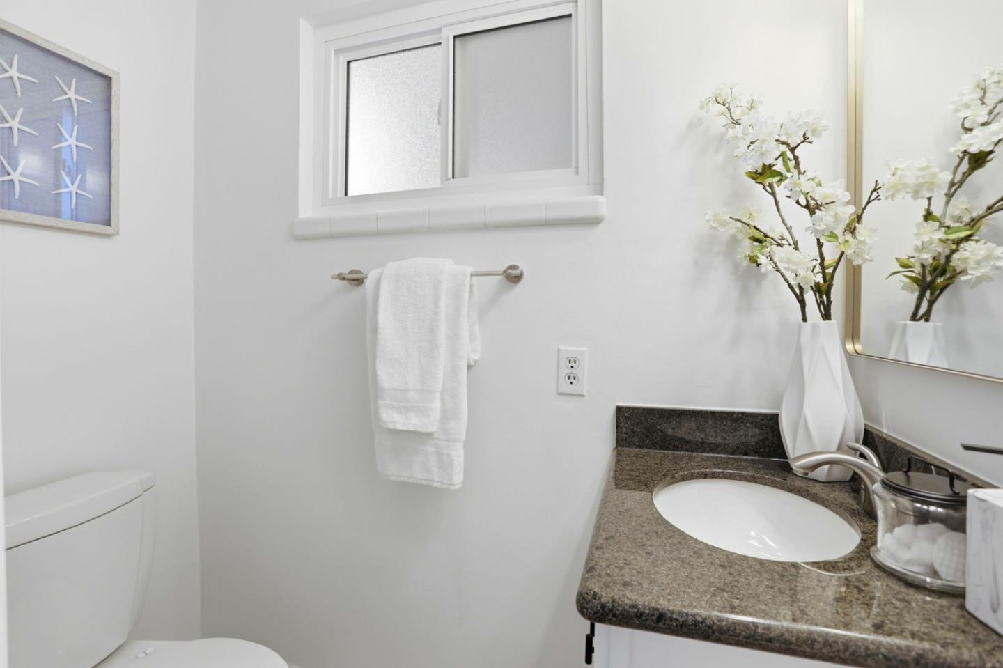 Detail Gallery Image 20 of 38 For 1636 Brookvale Dr, San Jose,  CA 95129 - 2 Beds | 1/1 Baths