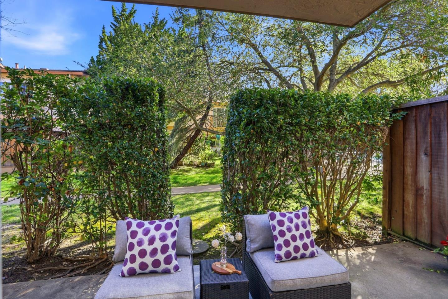 Detail Gallery Image 28 of 38 For 1636 Brookvale Dr, San Jose,  CA 95129 - 2 Beds | 1/1 Baths