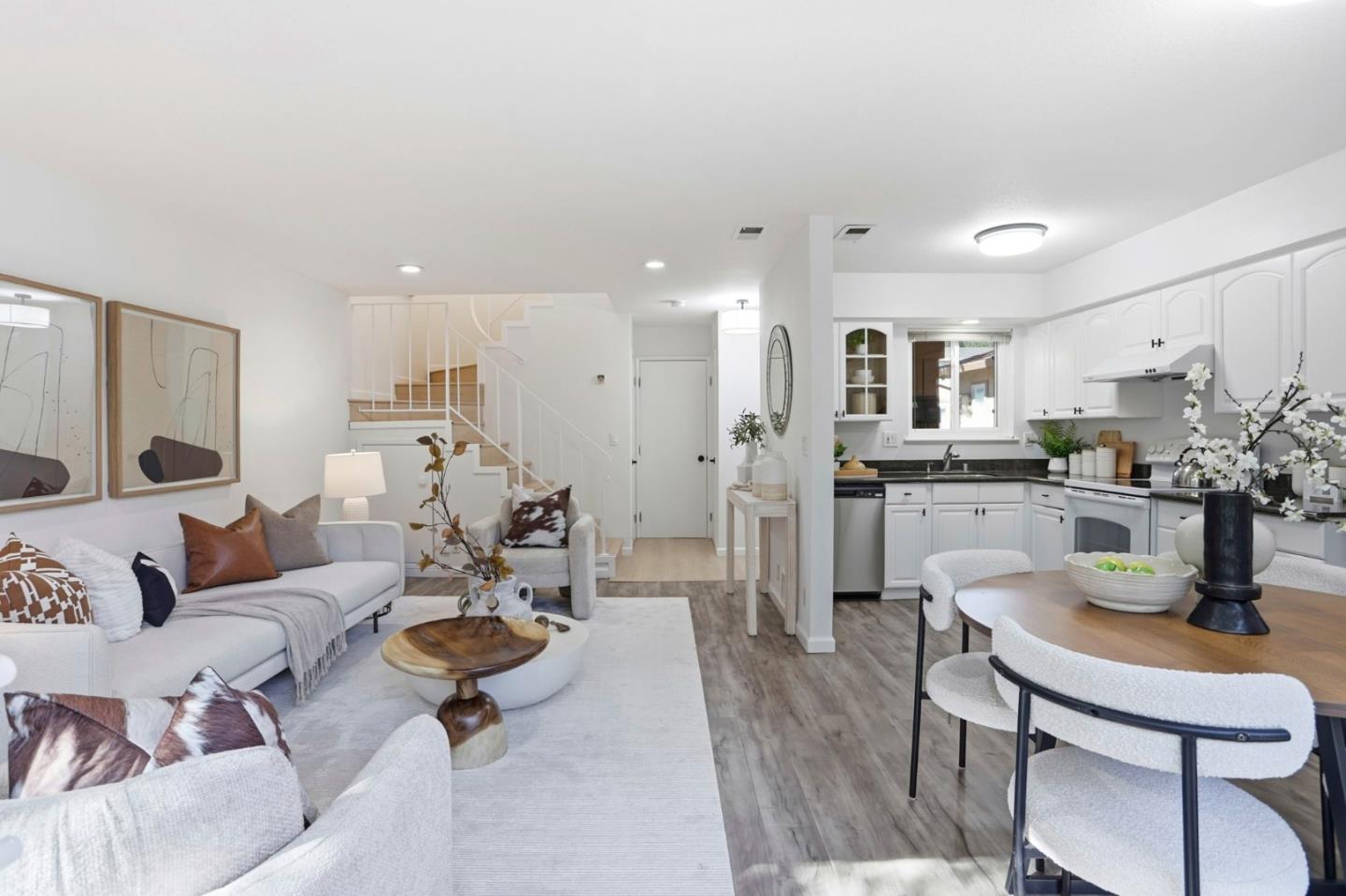 Photo #8: ML82036392 Listing: Photo #8