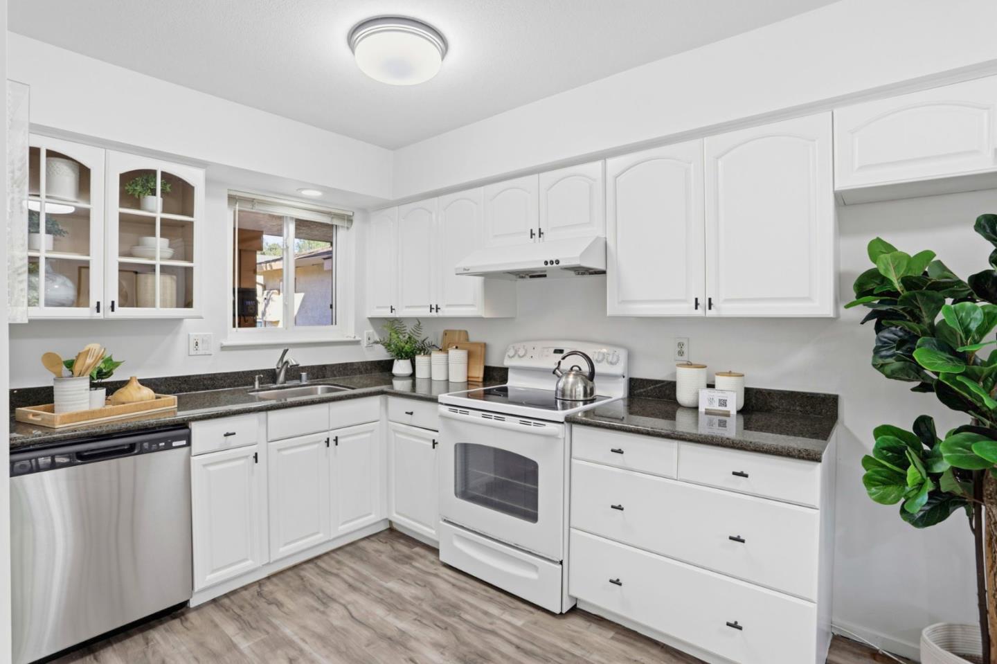 Photo #9: ML82036392 Listing: Photo #9