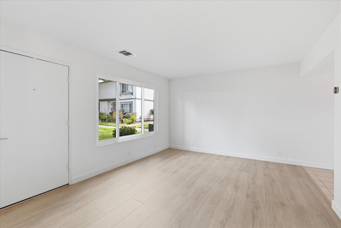 Photo #8: ML82036393 Listing: Photo #8