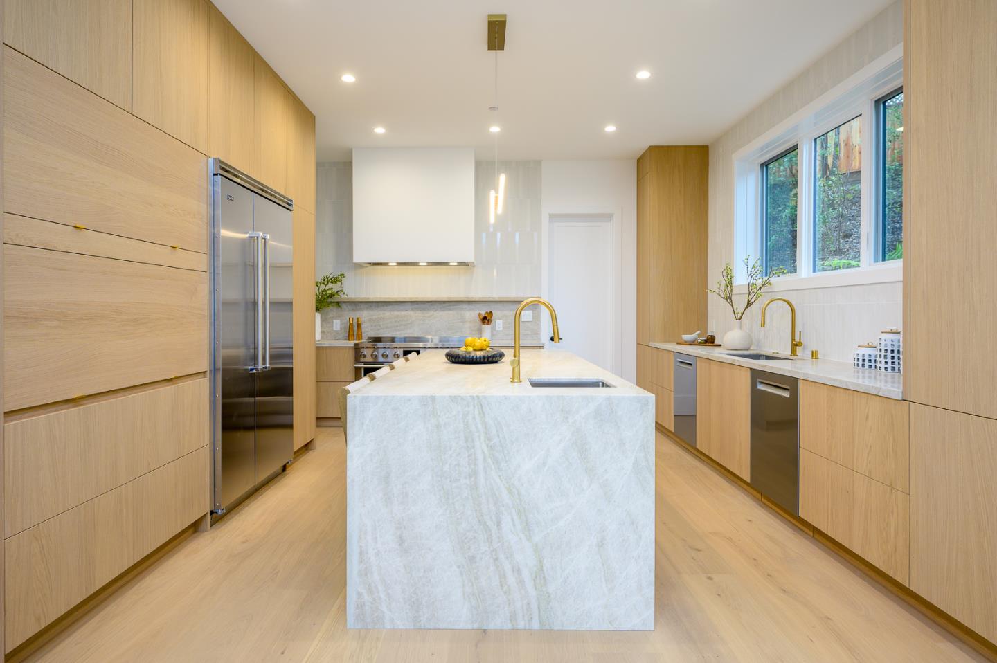 Detail Gallery Image 11 of 46 For 601 Joandra Ct, Los Altos,  CA 94024 - 5 Beds | 5/1 Baths